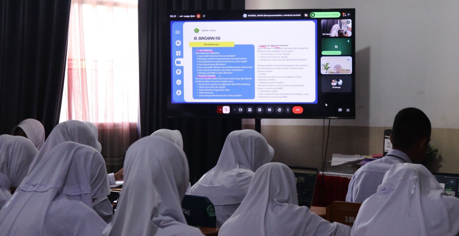 MTsN 1 Bone Dorong Siswa Kelas IX Sains Lahirkan Karya Ilmiah