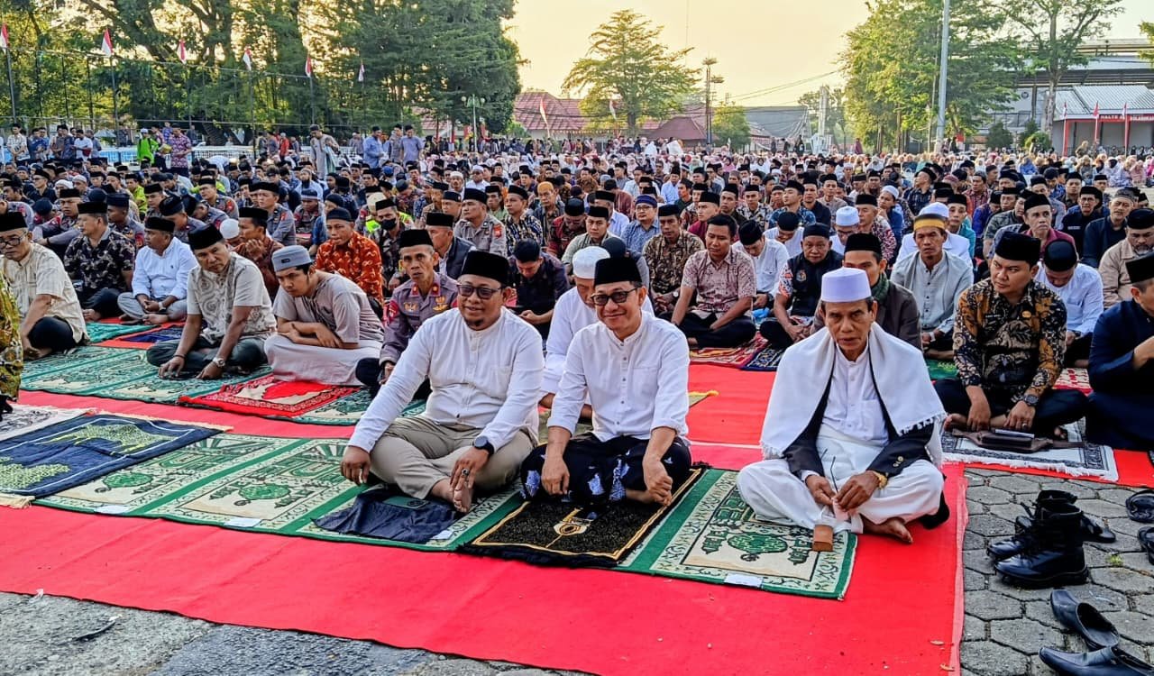 Bersama Pemda, ASN Kemenag Bone Bermunajat Dalam Salat Sunnah Istisqa
