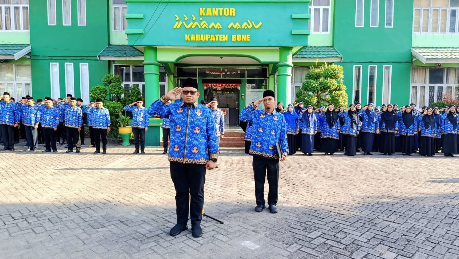 Upacara HKN, Kakan Kemenag Bone Tekankan Disiplin dan Publikasi Kinerja