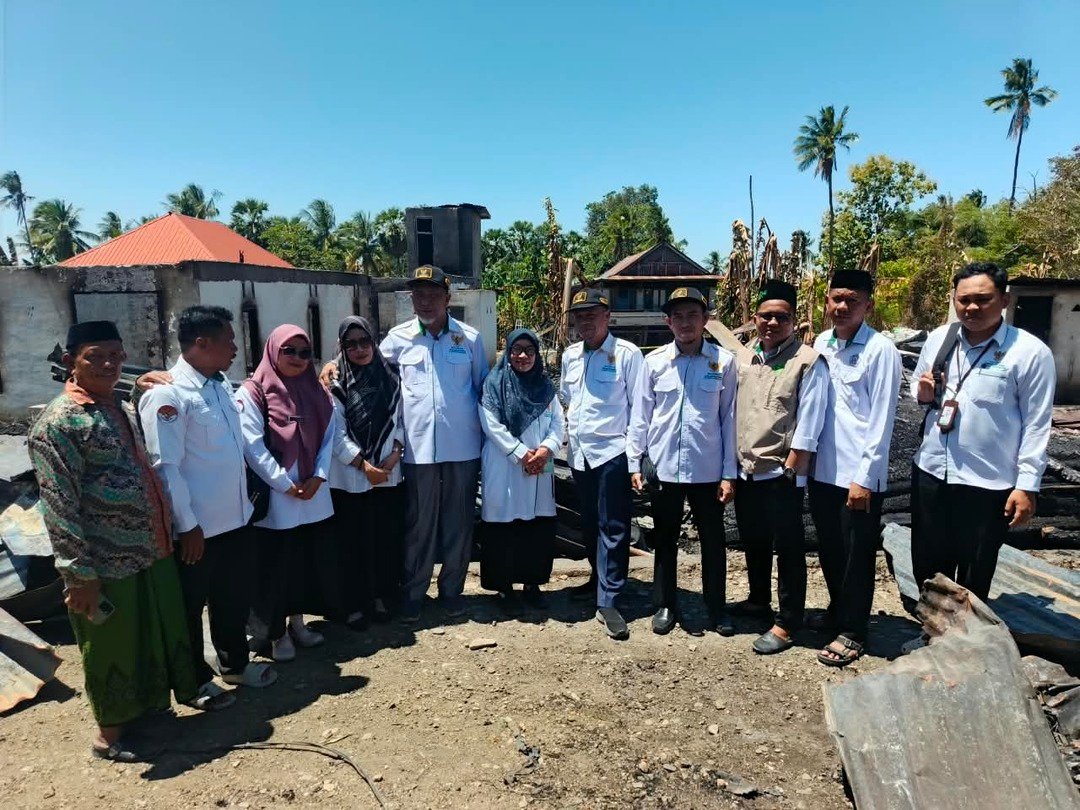 Penyuluh Agama Islam Dampingi BAZNAS Bone Salurkan Bantuan Bagi Korban Kebakaran Sanrangeng